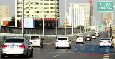 不用再绕行了　农业路经