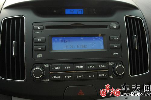 强调整体效果 车夫网实拍2011款悦动