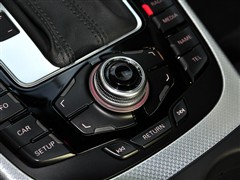 奥迪 一汽奥迪 奥迪a4l 2011款 2.0 tfsi 运动型