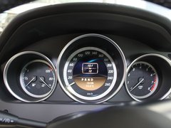 北京奔驰  C180K 1.6T AT 方向盘后方仪表盘