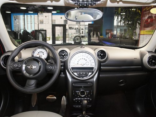 MINI  MINI COUNTRYMAN 中控台整体