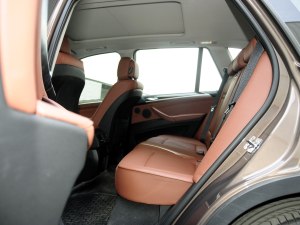 宝马X52013款 xDrive35i 领先型